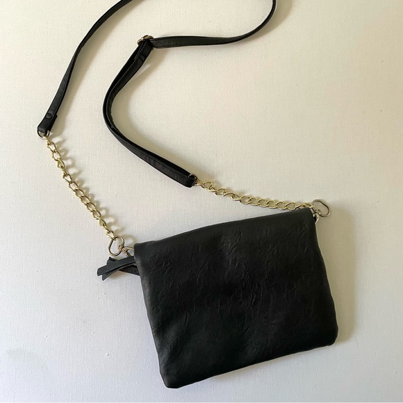 H&M Black Crossbody Clutch Bag Gold Chain Faux Leather PU Foldover Flap Pockets - Picture 5 of 7